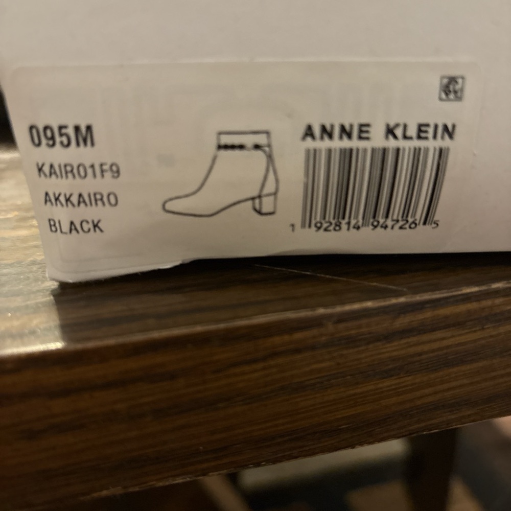 Anne Klein Elegant Black Footwear